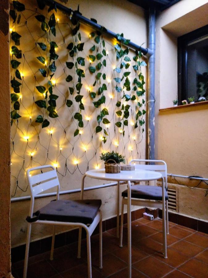 Junto Al Pilar Apartment Zaragoza Ngoại thất bức ảnh